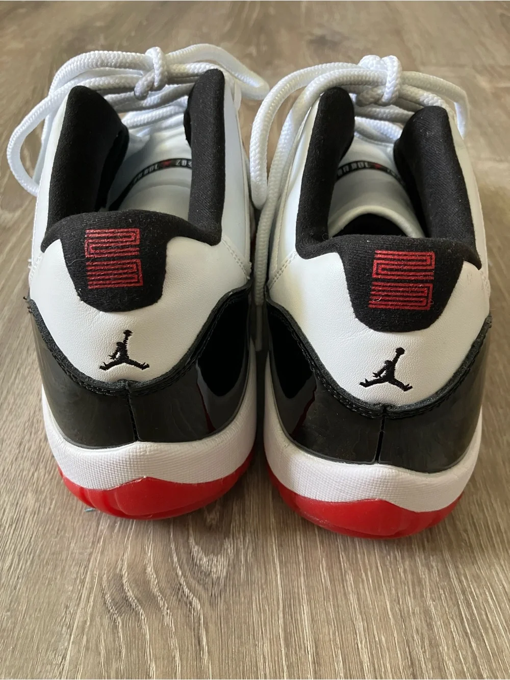 Air Jordan 11 Retro Low Concord-Bred